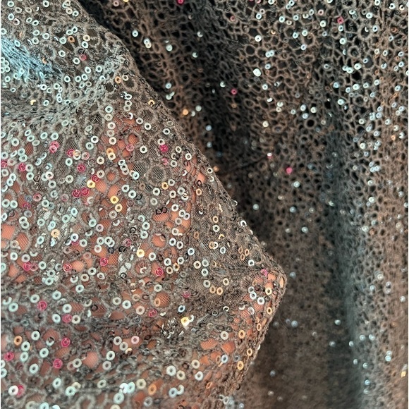 Kay Unger Grey Sparkle Jagged Edge Sheath Dress - Picture 11 of 16